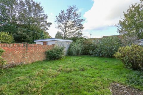 42 Cowdray Square, Deal, CT14 9ES