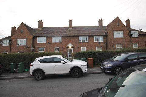 16 Shap Crescent, Carshalton, SM5 1LU