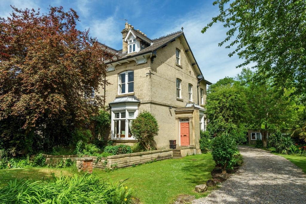 Heslington Lane, Fulford, YO10 1 bed flat £895 pcm (£207 pw)