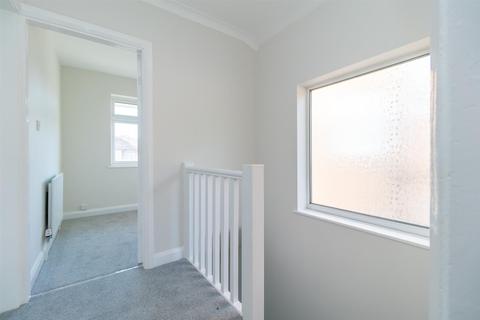 68 Heatherley Drive, Nottingham, NG6 0FN