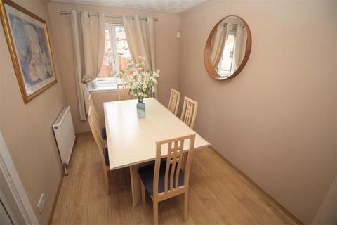 15 Braeview Road, Paisley, PA2 8PR