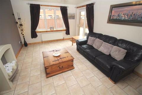 15 Braeview Road, Paisley, PA2 8PR