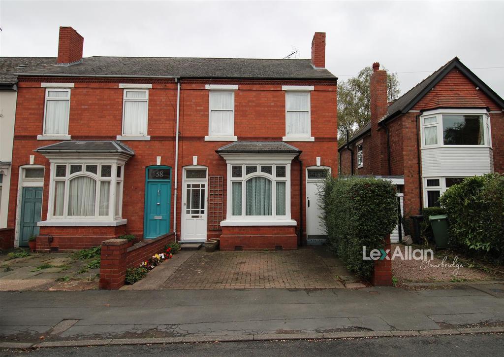 Bridle Road, Stourbridge 3 bed semidetached house £225,000