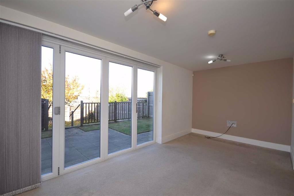 Bluebell Avenue, Garforth, Leeds, LS25 3 bed end of terrace house £