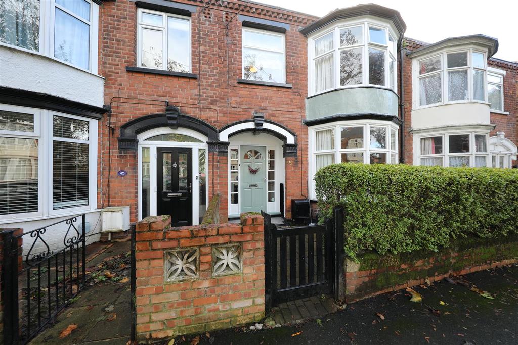 Desmond Avenue, Hull 3 bed terraced house £185,000