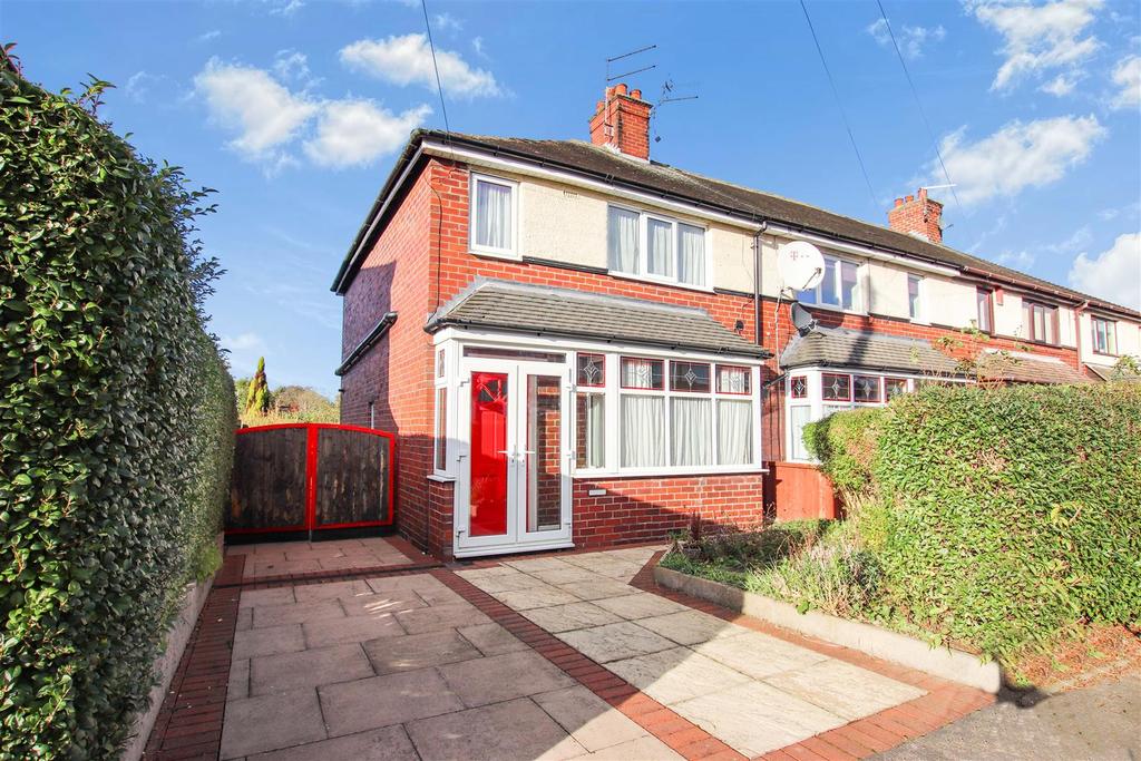 Edward Street, May Bank, Newcastle 3 bed townhouse £695 pcm (£160 pw)