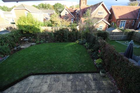 2 Curlew Close, Faverdale, Darlington, DL3 0EQ
