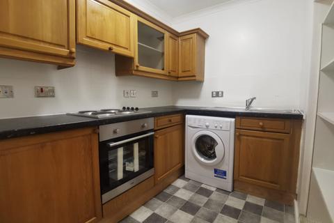 2 bedroom apartment to rent, Lancaster House, Whitworth Street, Manchester, M1 6LQ