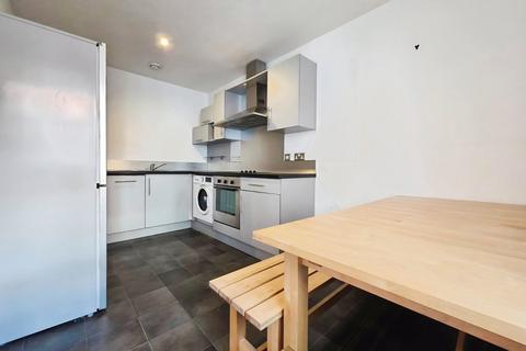 2 bedroom apartment to rent, Waterloo Apartments