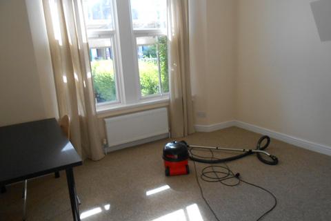 7 bedroom flat to rent - Belvoir Road, Bristol BS6