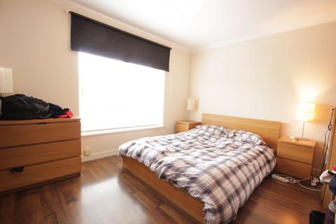 1 bedroom apartment to rent, Hermitage Wall, Wapping, E1W