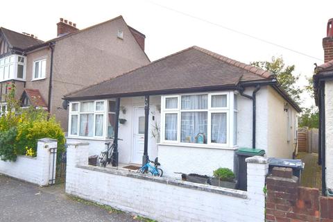 14 Mount Road, New Malden, KT3 3JU