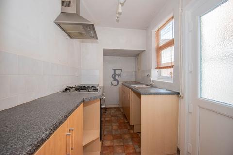 2 bedroom terraced house for sale, Cavendish Road, Leicester