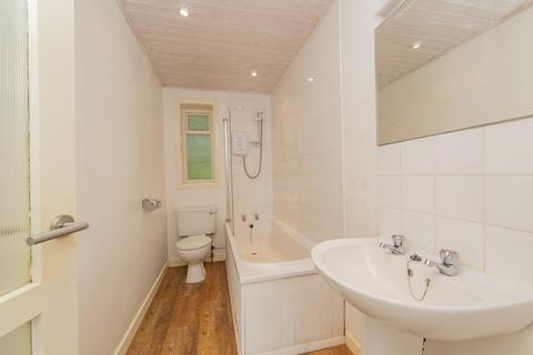 3 Oaklands, Riding Mill, NE44 6AS