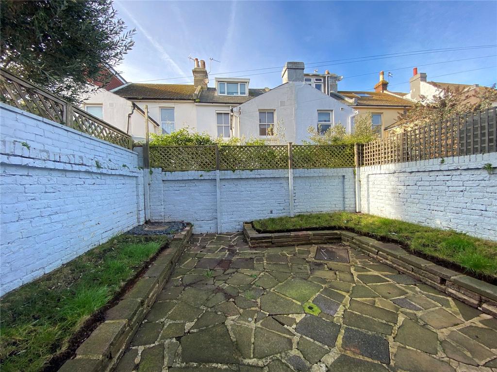 Calverley Road, Little Chelsea, Eastbourne, BN21 2 bed terraced house