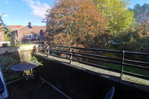 48 Bevill Square, Salford, M3 6BB