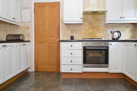 14 Dovecote Lane, Lees, Oldham, OL4 4SN