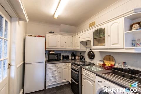 76 Bodenham Road, Oldbury, B68 0SG