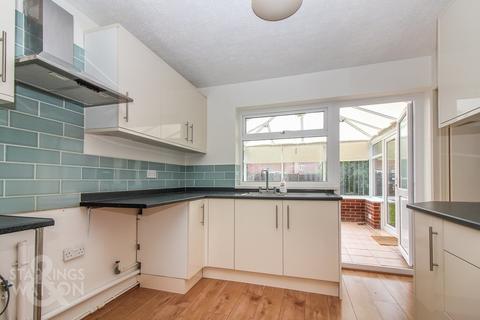 3 bedroom semi-detached house to rent, Burgess Way, Brooke, Norwich