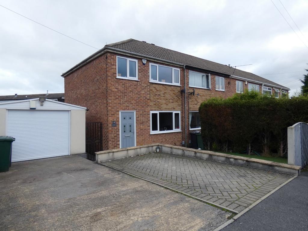 Milton Gardens, Liversedge, WF15 3 bed end of terrace house £180,000