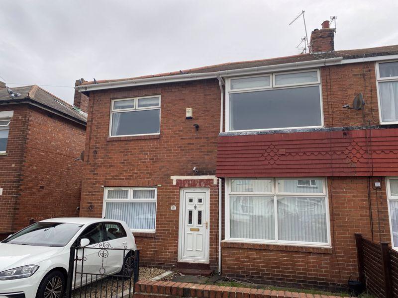 Balkwell Avenue, North Shields 2 bed apartment £525 pcm (£121 pw)