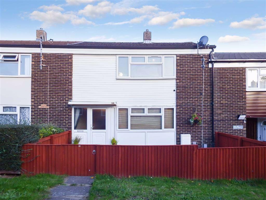 Archer Road, Stevenage, Hertfordshire, SG1 2 bed terraced house £300,000
