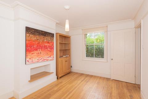 9 Worple Road, Epsom, KT18 5EW