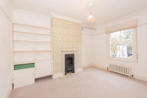 9 Worple Road, Epsom, KT18 5EW