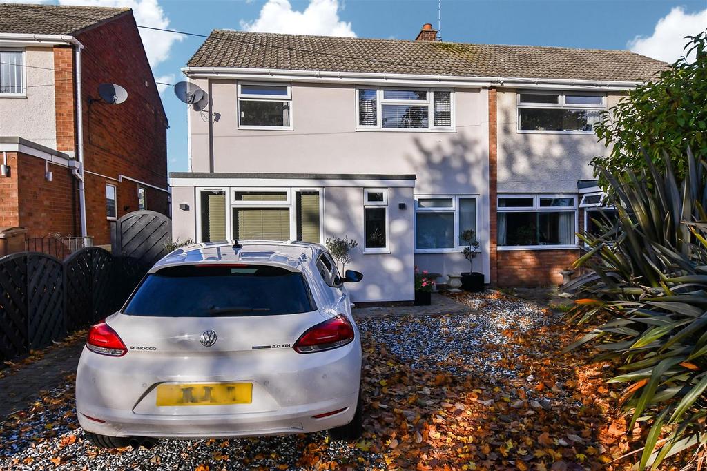 Ellerker Rise, Willerby, Hull 4 bed semidetached house £285,000