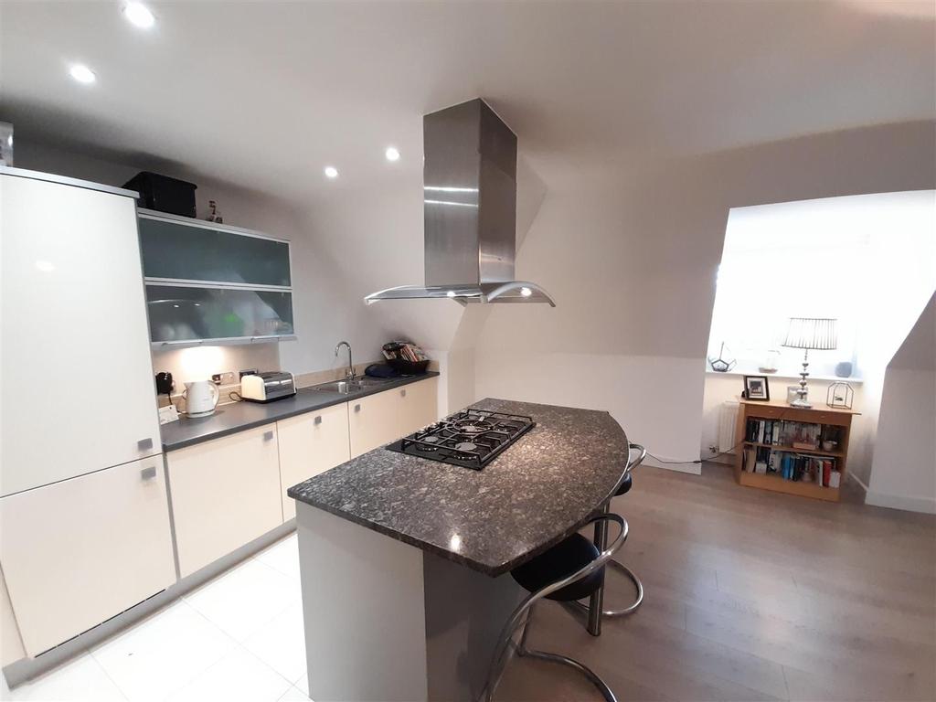 Church Lane, Eastergate, Chichester 1 bed apartment £205,000