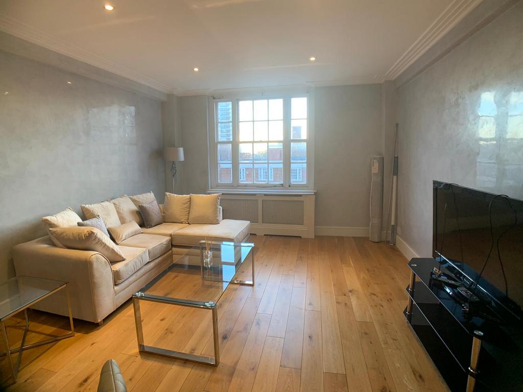 Modern 2 Bedroom Apartment in W2