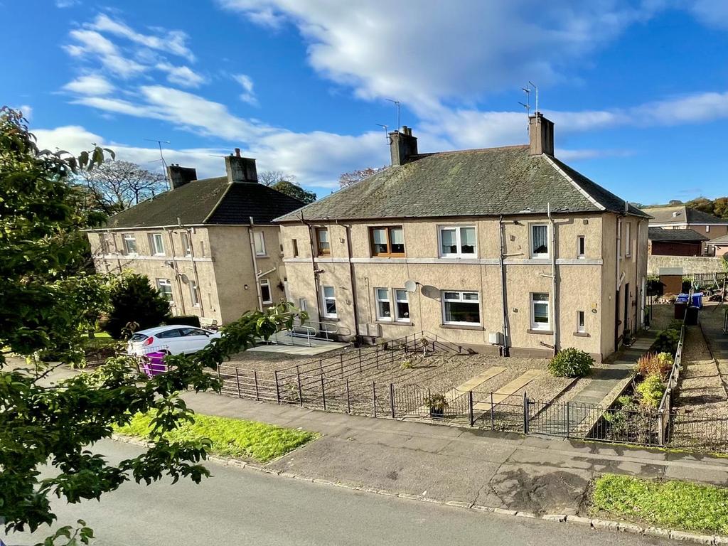 42 Glenriddet Avenue, Kilbirnie 2 bed apartment £50,000