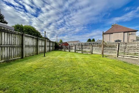 64 Central Avenue, Kilbirnie, KA25 6JG