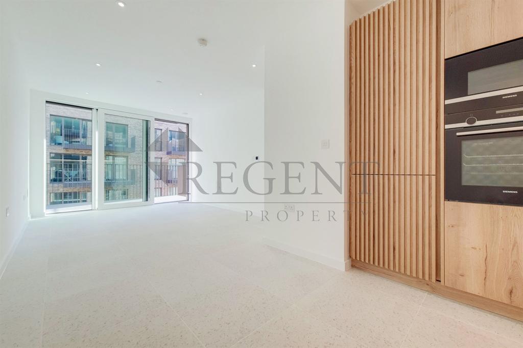Apartments, Silk District, E1 1 bed apartment £2,100 pcm (£