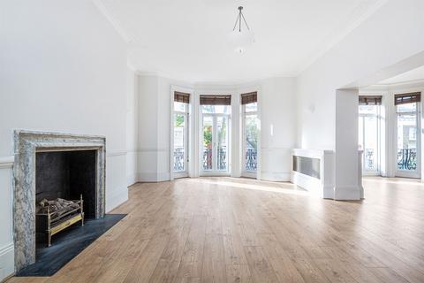 undefined, Drayton Gardens, Chelsea SW10