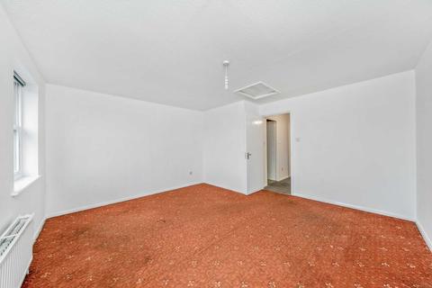 60 Edmeston Close, London, E9 5TL