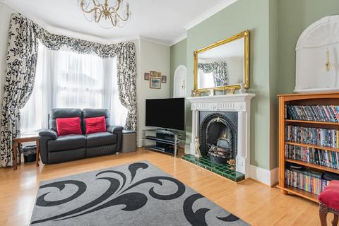 202 Westmount Road, Eltham, London, SE9 1XQ