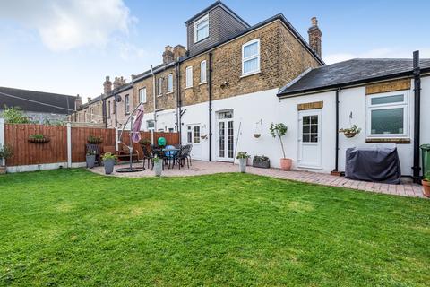 202 Westmount Road, Eltham, London, SE9 1XQ