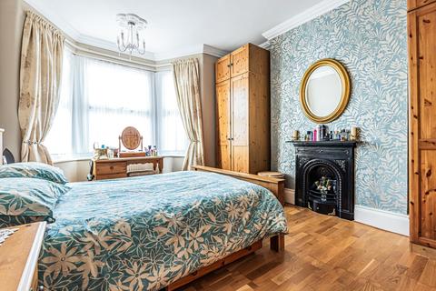 202 Westmount Road, Eltham, London, SE9 1XQ