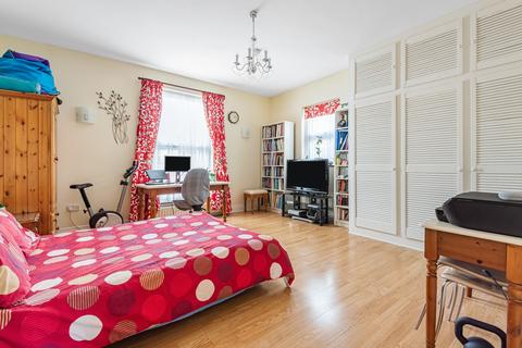202 Westmount Road, Eltham, London, SE9 1XQ