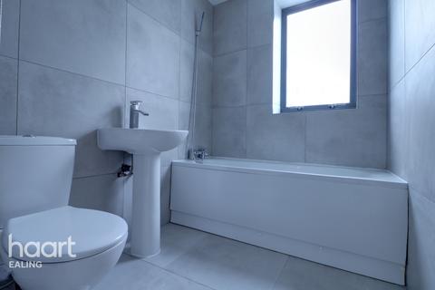 1a Friary Road, London, W3 6AE