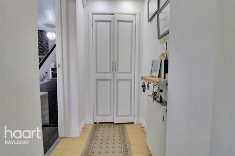 36 Brendon Way, Westcliff-on-sea, SS0 0JF