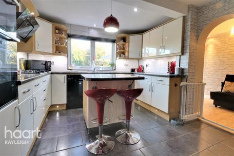 36 Brendon Way, Westcliff-on-sea, SS0 0JF