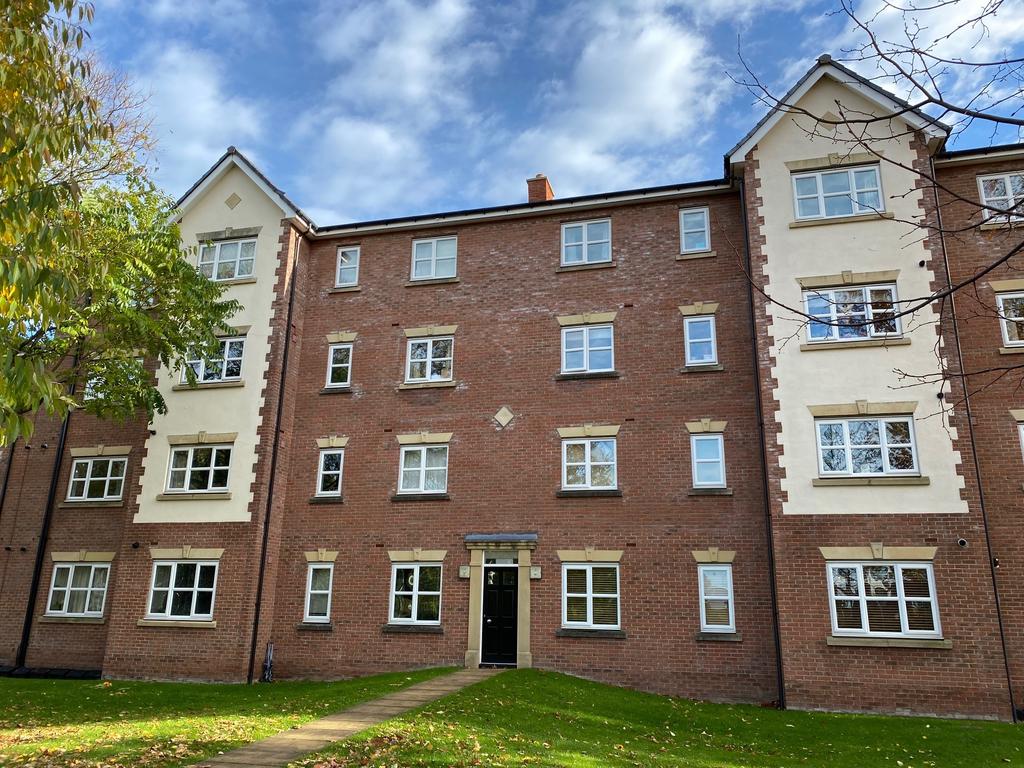 Lawnhurst Avenue, Manchester M23 2 bed apartment £795 pcm (£183 pw)