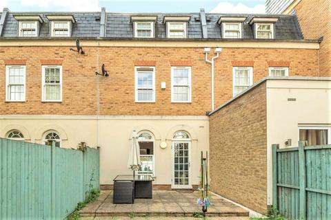 4 Trafalgar Grove, London, SE10 9TB