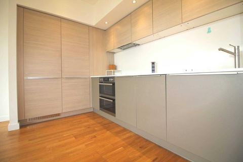 2 bedroom apartment to rent, Colonial Drive, Chiswick