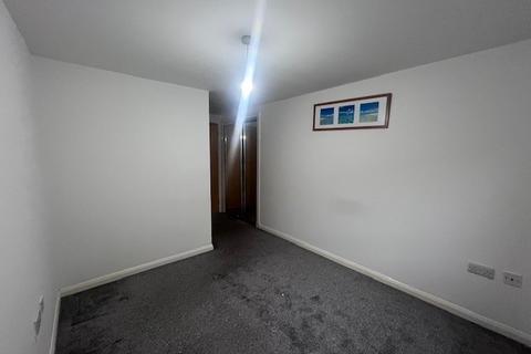 2 bedroom flat to rent, St Francis Rigg, New Gorbals, Glasgow, G5