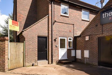 2 bedroom flat for sale - Woodcote,  Oxfordshire,  RG8