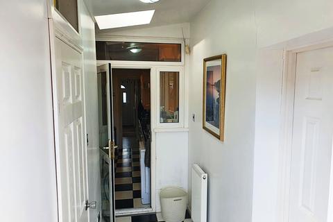 8 Southland Way, Hounslow, TW3 2RH