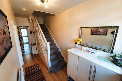 8 Southland Way, Hounslow, TW3 2RH
